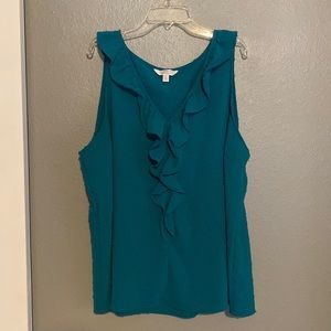 ✨SALE✨Lauren Conrad Ruffle Blouse